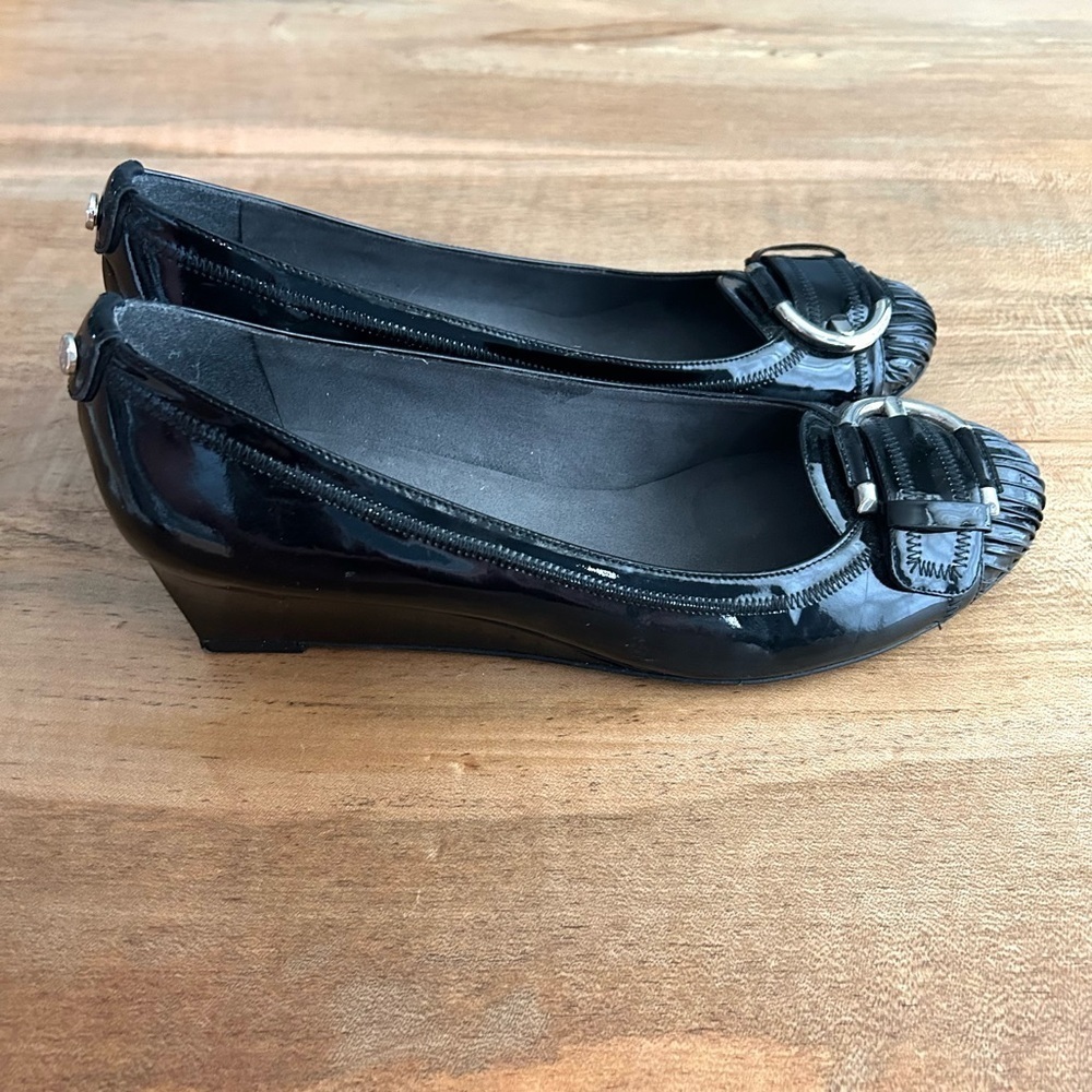 Stuart Weitzman Black Patent Leather Wedge Ballet Flats Sz 10